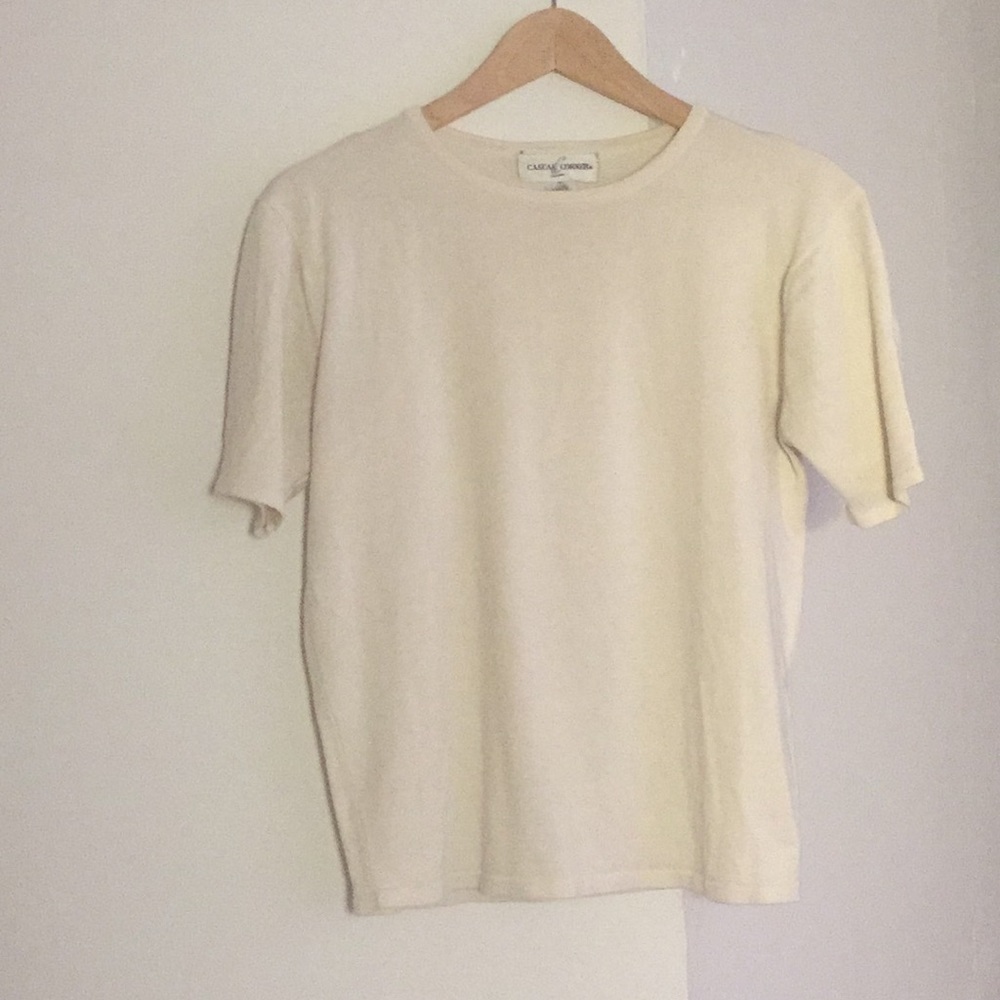 White t-shirt